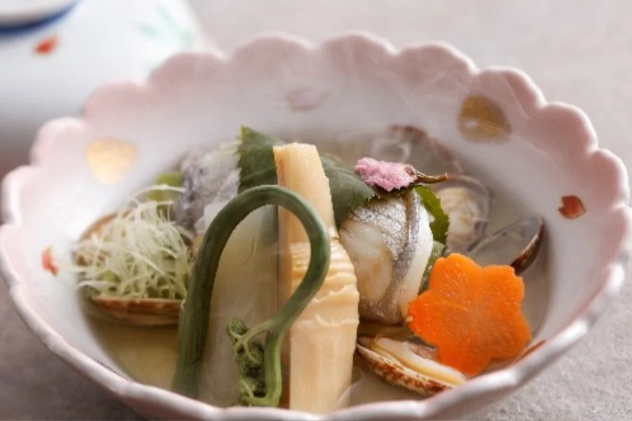 【春の特別会席】熊野牛蒸篭蒸しと伊勢海老、勝浦鮮魚のお造り会席