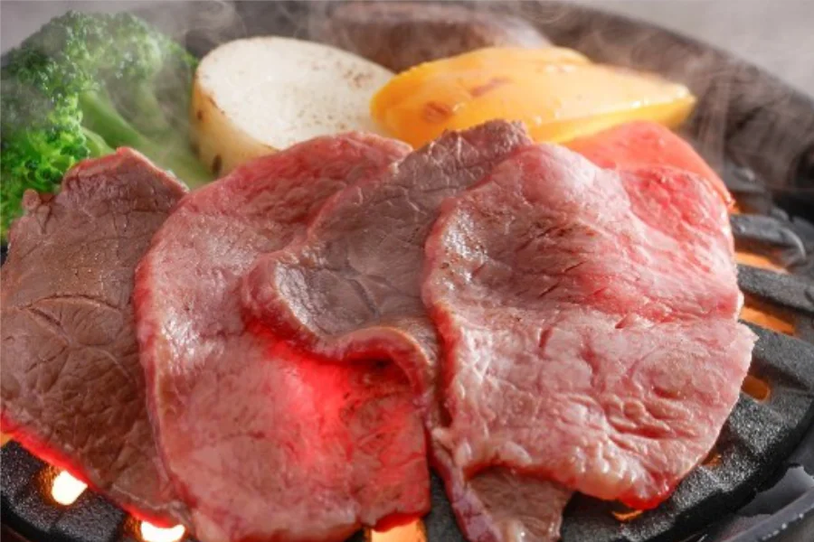 【春の季節の会席】熊野牛炙り焼きと勝浦漁港生まぐろ会席