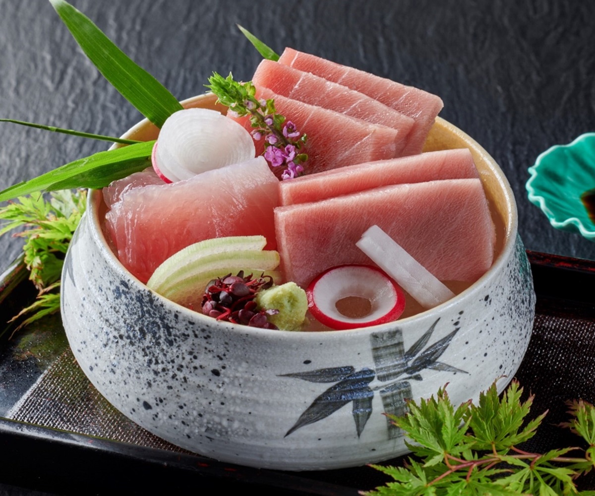 Sashimi of raw tuna caught from Katsuura fishing port