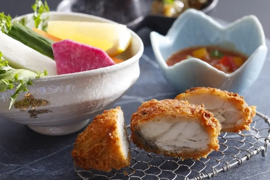 【冬の季節の会席】熊野牛炙り焼きと勝浦漁港生まぐろ会席