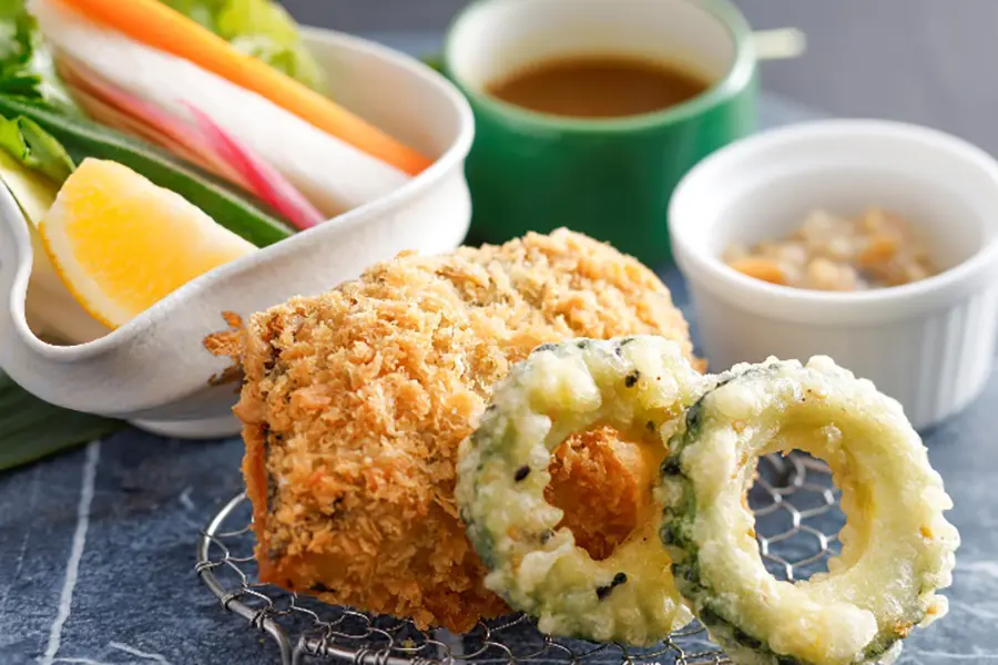 【夏の季節の会席】熊野牛炙り焼きと勝浦漁港生まぐろ会席