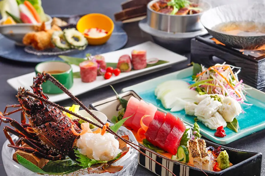 【夏の特別会席】熊野牛蒸篭蒸しと伊勢海老、勝浦鮮魚のお造り会席