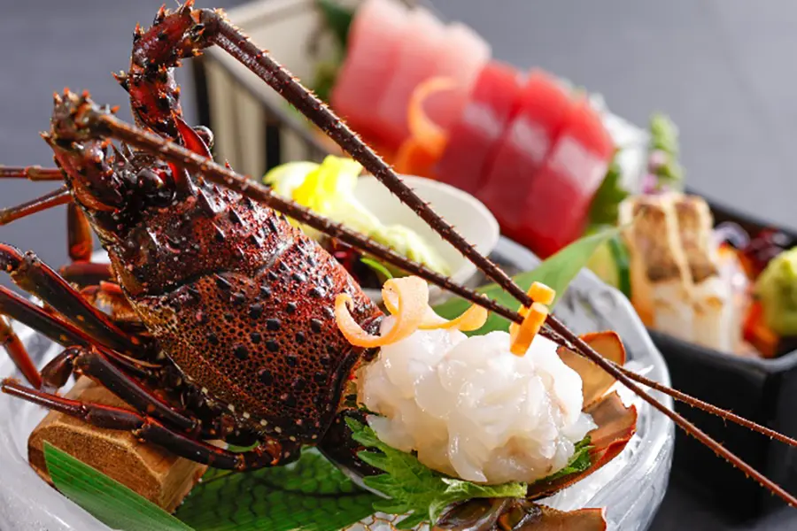 【夏の特別会席】熊野牛蒸篭蒸しと伊勢海老、勝浦鮮魚のお造り会席