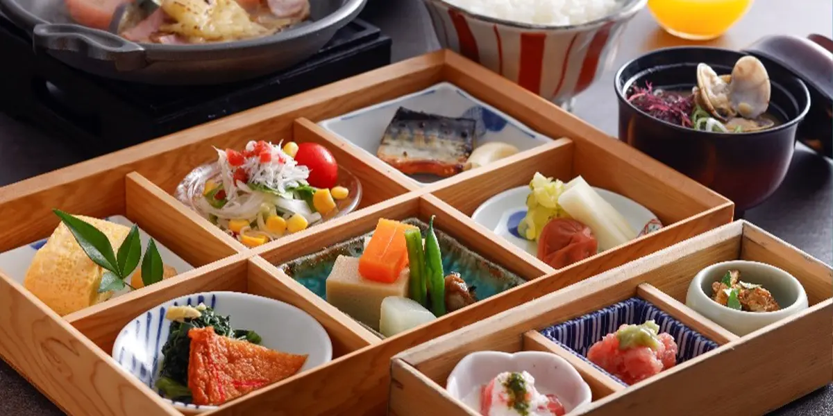 朝食のご案内