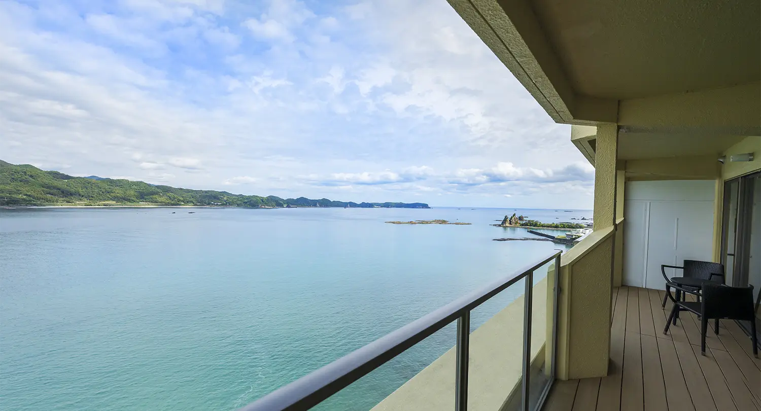 【温泉展望露天風呂付】コーナースイート（オーシャンビュー）