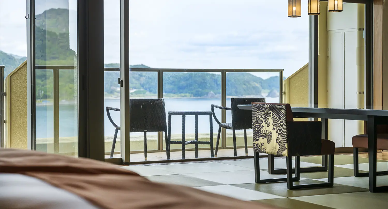 【温泉展望露天風呂付】コーナースイート（オーシャンビュー）