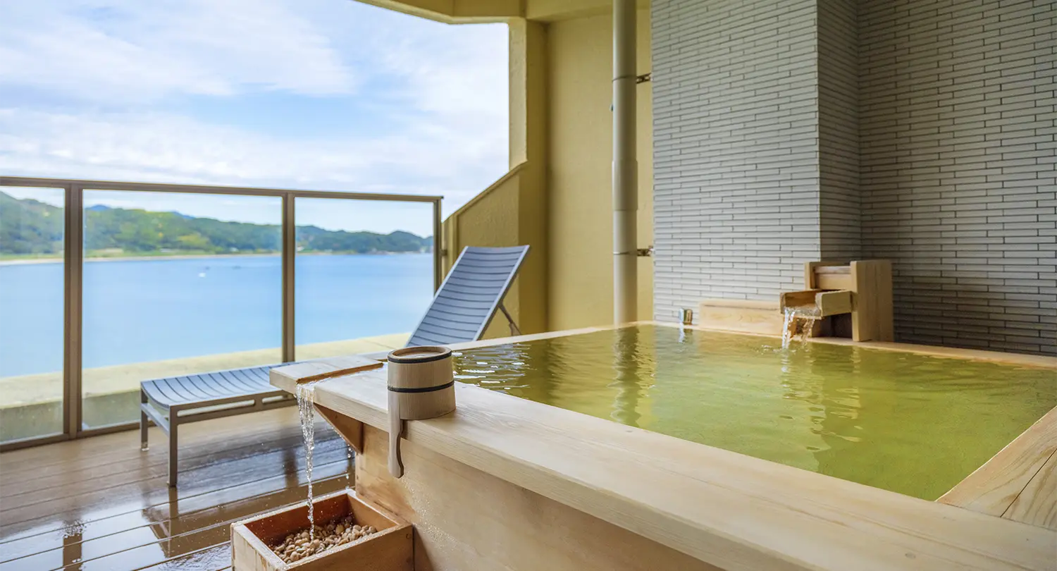 【温泉展望露天風呂付】デラックスコーナースイート（オーシャンビュー）