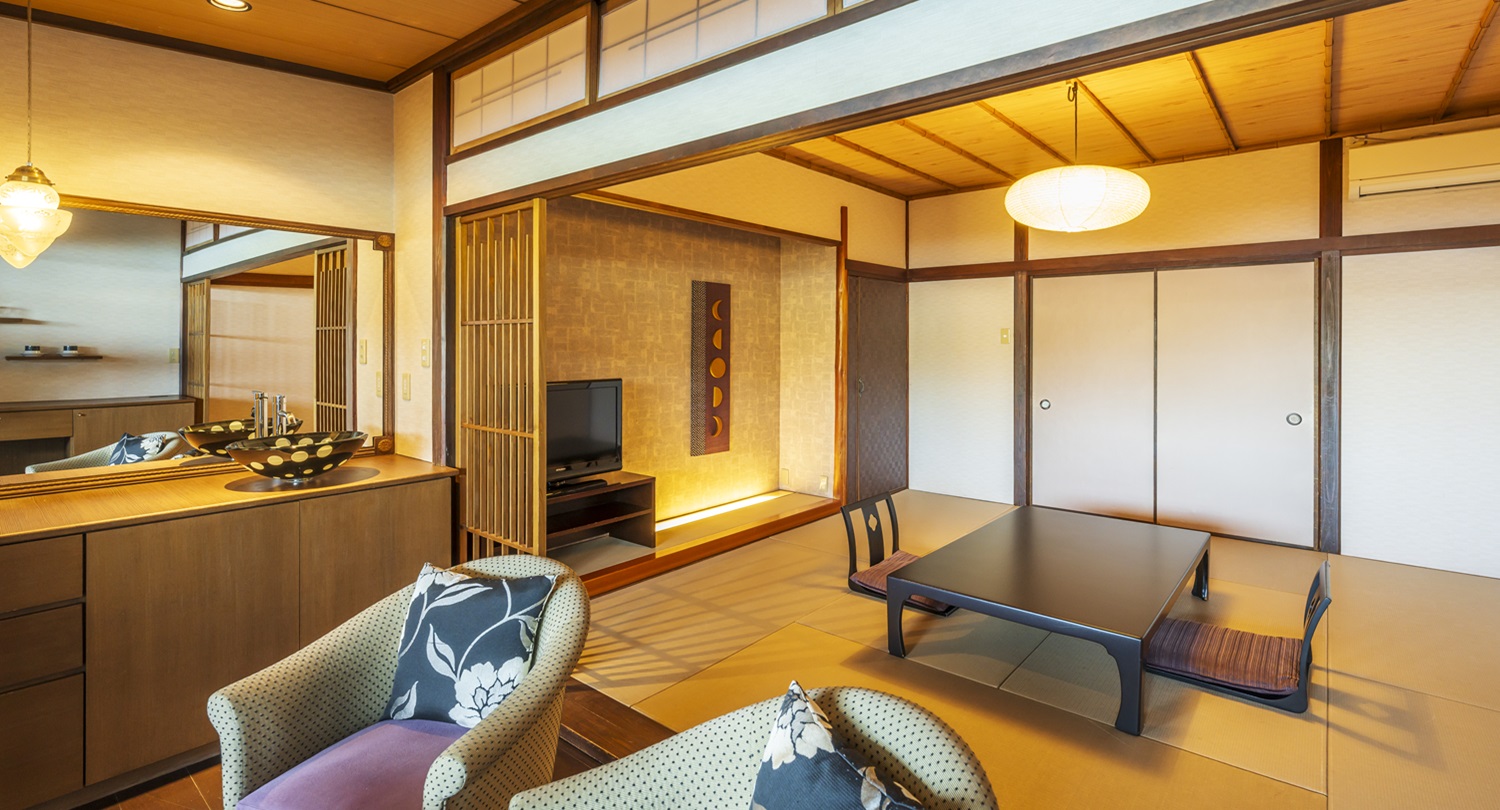 Tsukuyomi Japanese-style room