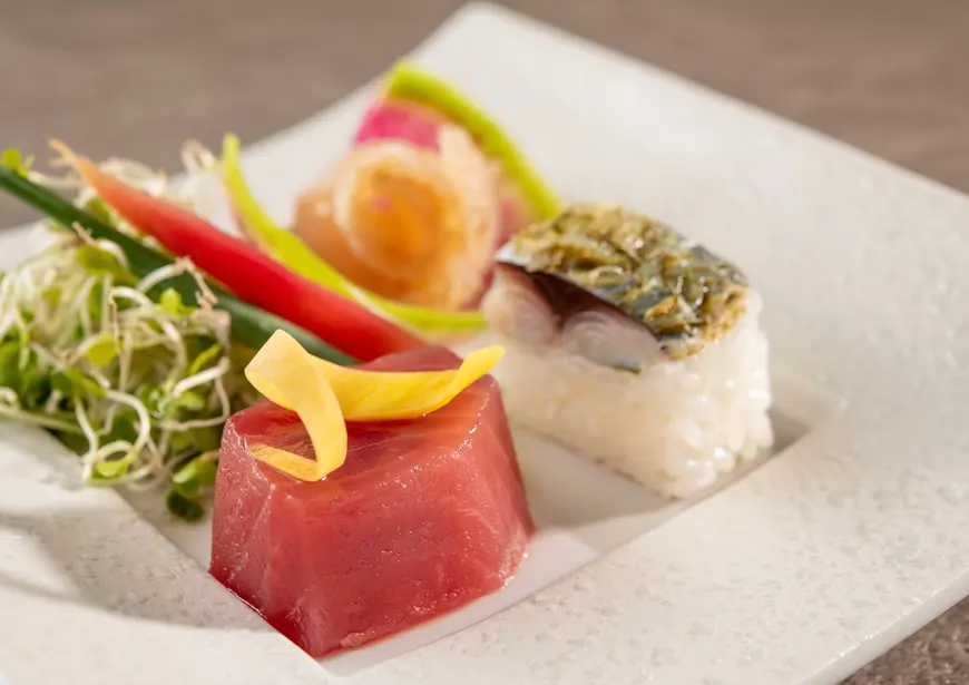 【季節の会席】鶏つみれのブイヤベース鍋、豚と野菜のおなめ味噌焼きに大満足