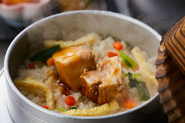 【時令懷石料理】可以享用大和豬肉和大和肉雞肉盛宴的懷石料理
