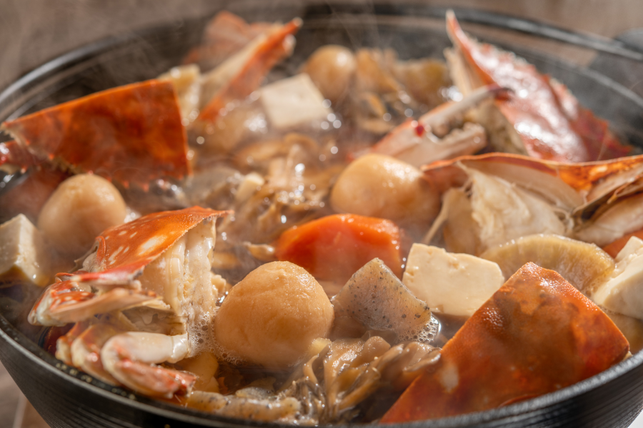 カニと里芋の田舎汁