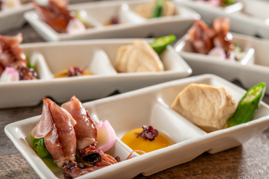 ホタルイカ酢味噌とモロ煮付け