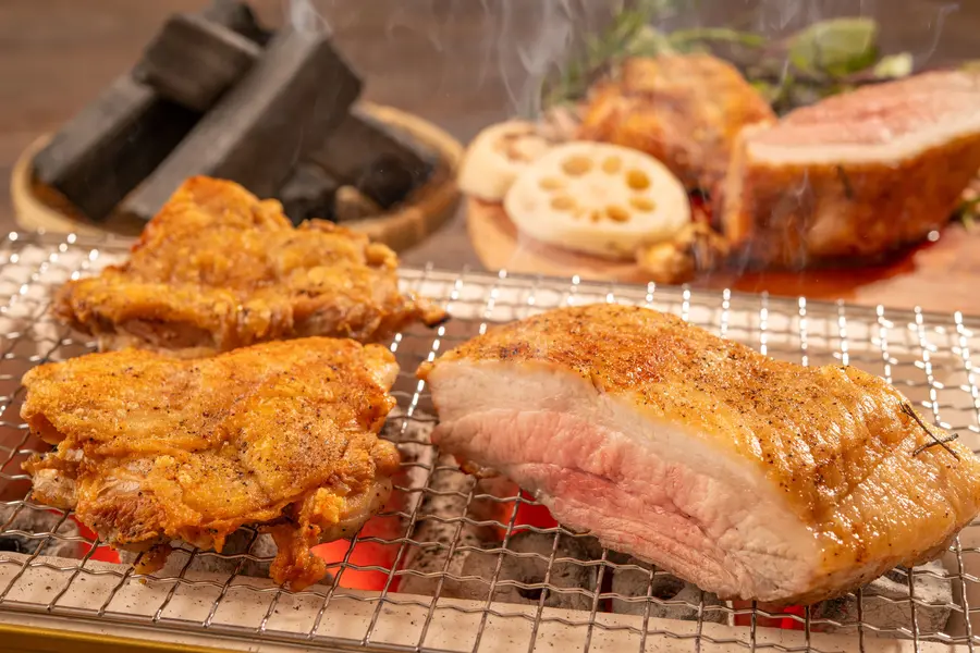 炭烤那須雞肉和那須高原豬肉