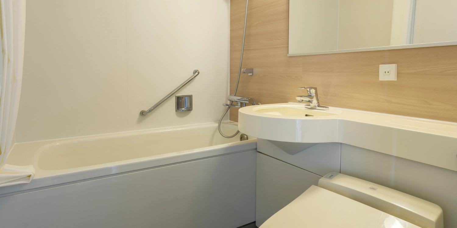 ファミリーフォース（バス付）