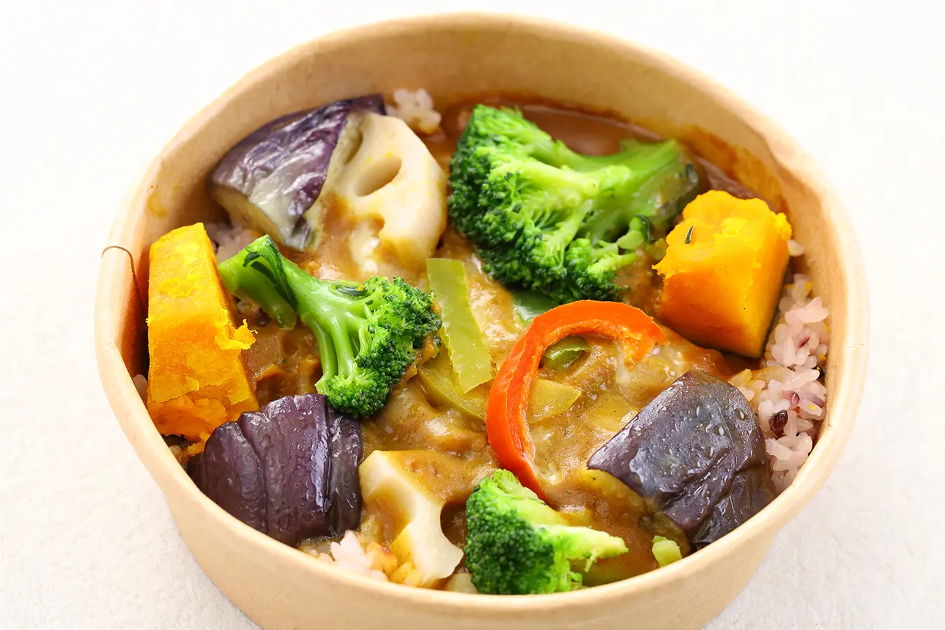 彩り鮮やかなベジカレー