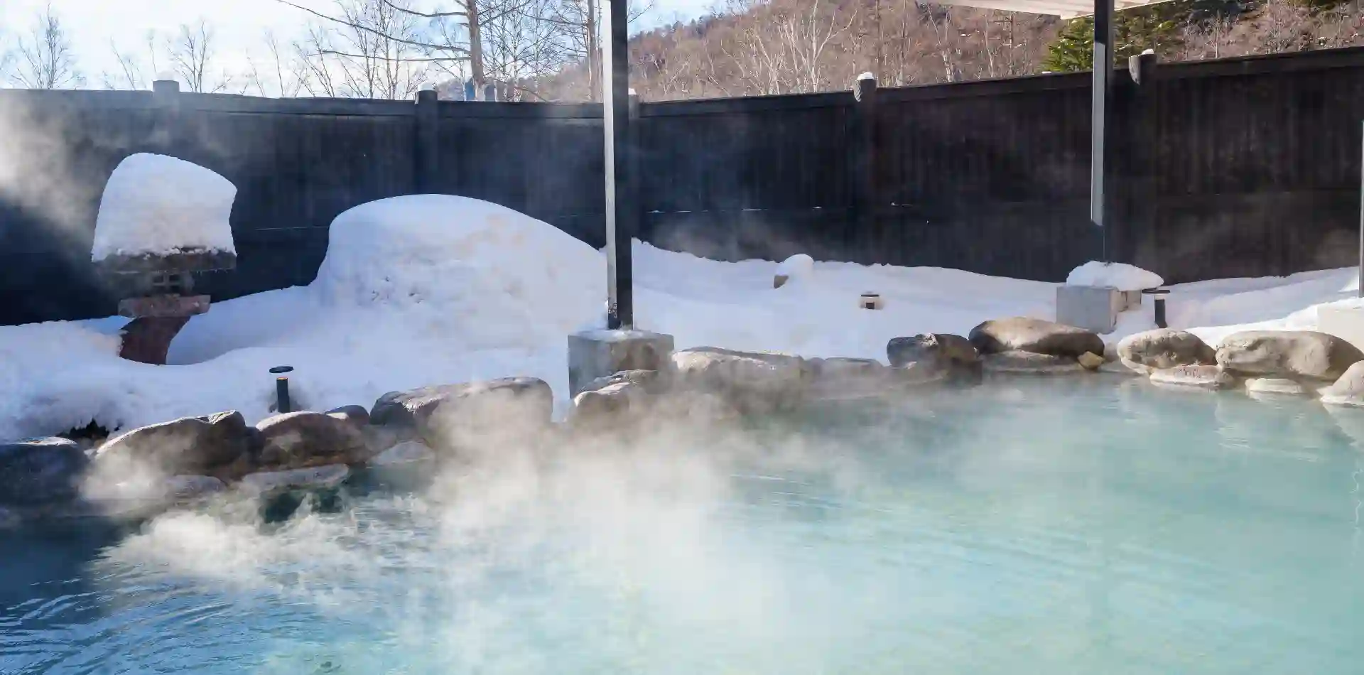 奈良時代開く湯　日光湯元温泉の源泉から引いたにごり湯で芯から温まる