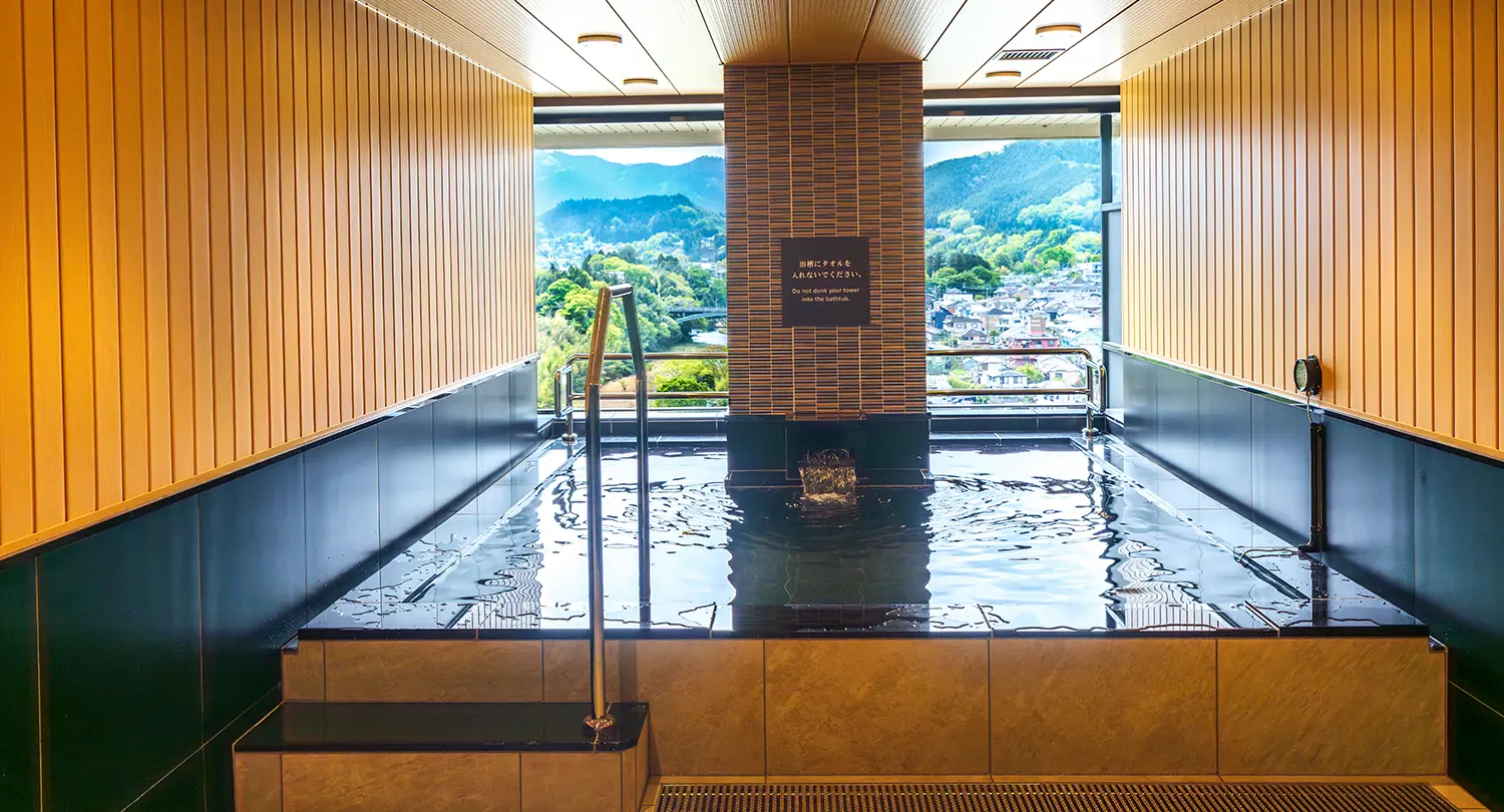 half open air bath