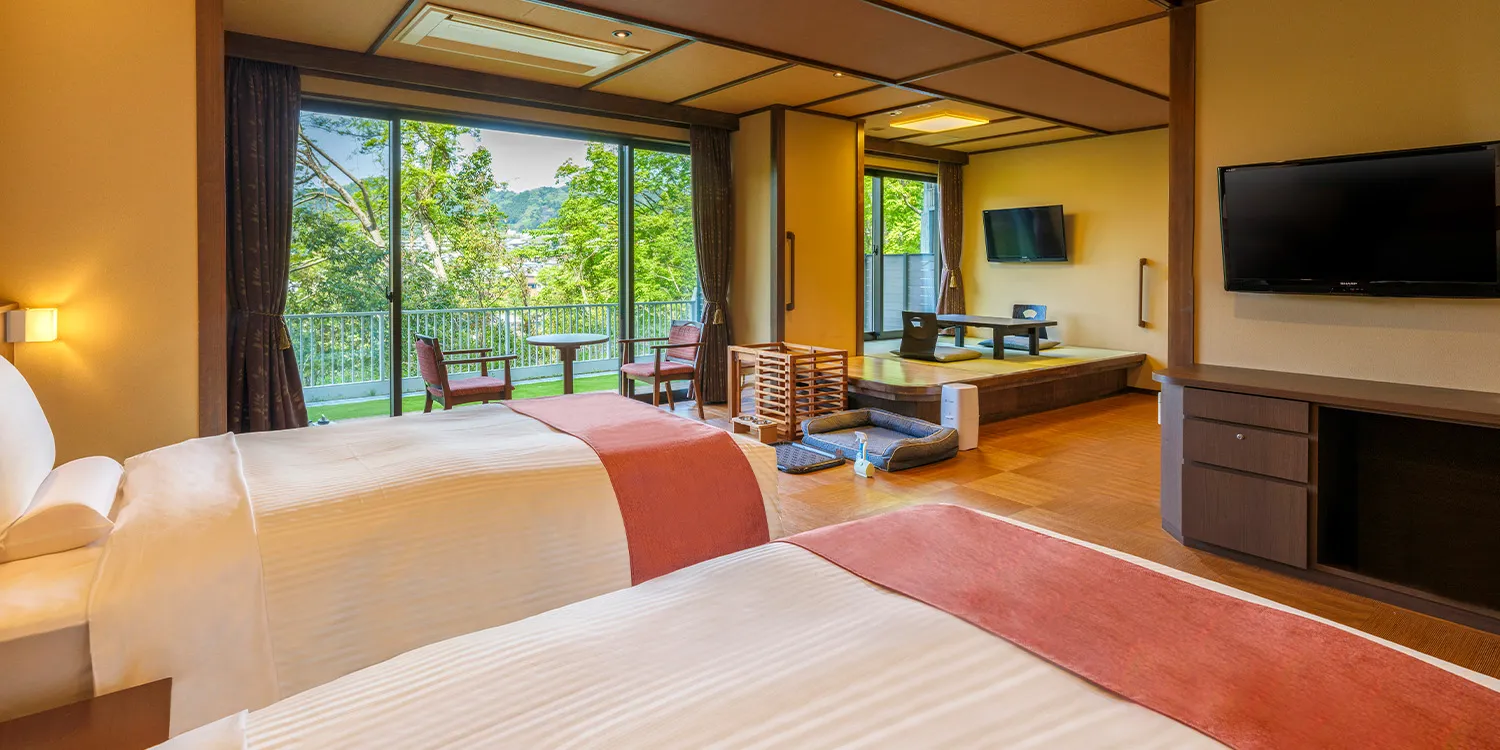 【NEW】【ドッグフレンドリールーム】プライベートドッグラン付アクセシブルスイート(バス付)