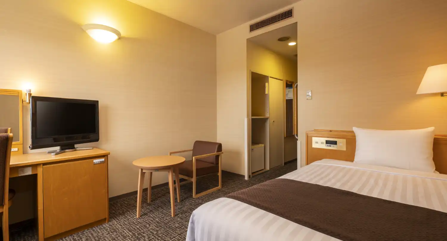 セミダブル（バス付）