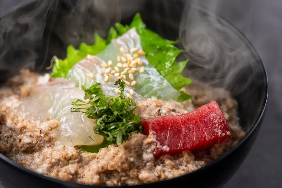 【特色会席料理/比目鱼观赏体验】春季尽享香佐户比目鱼刺身的鲜美滋味