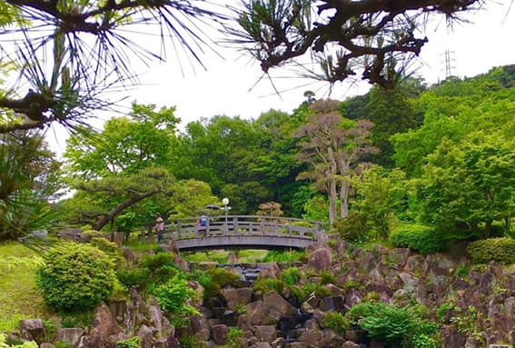 칸무리야마(冠山) 종합공원