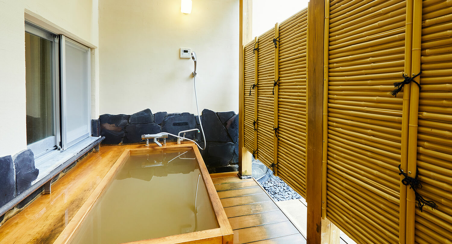 Special Japanese-Western-Style Room With Open-Air Bath