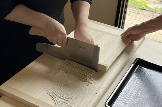 ［そば打ち体験］