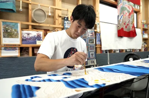 鴨川萬祝染