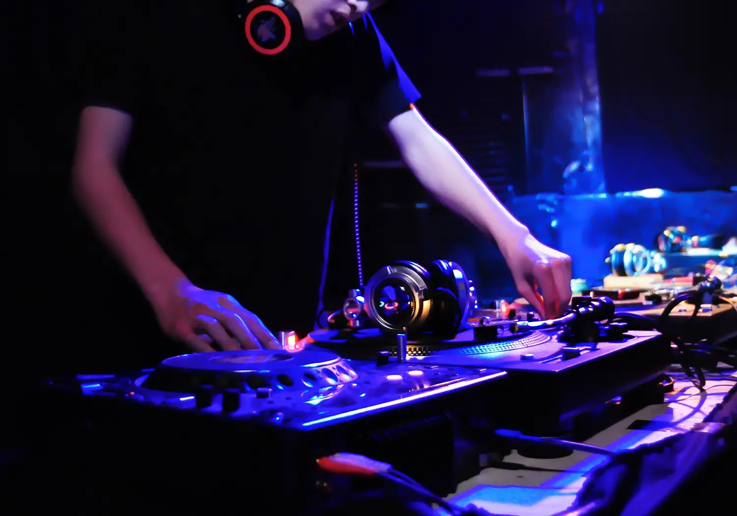 ネルマエラウンジ