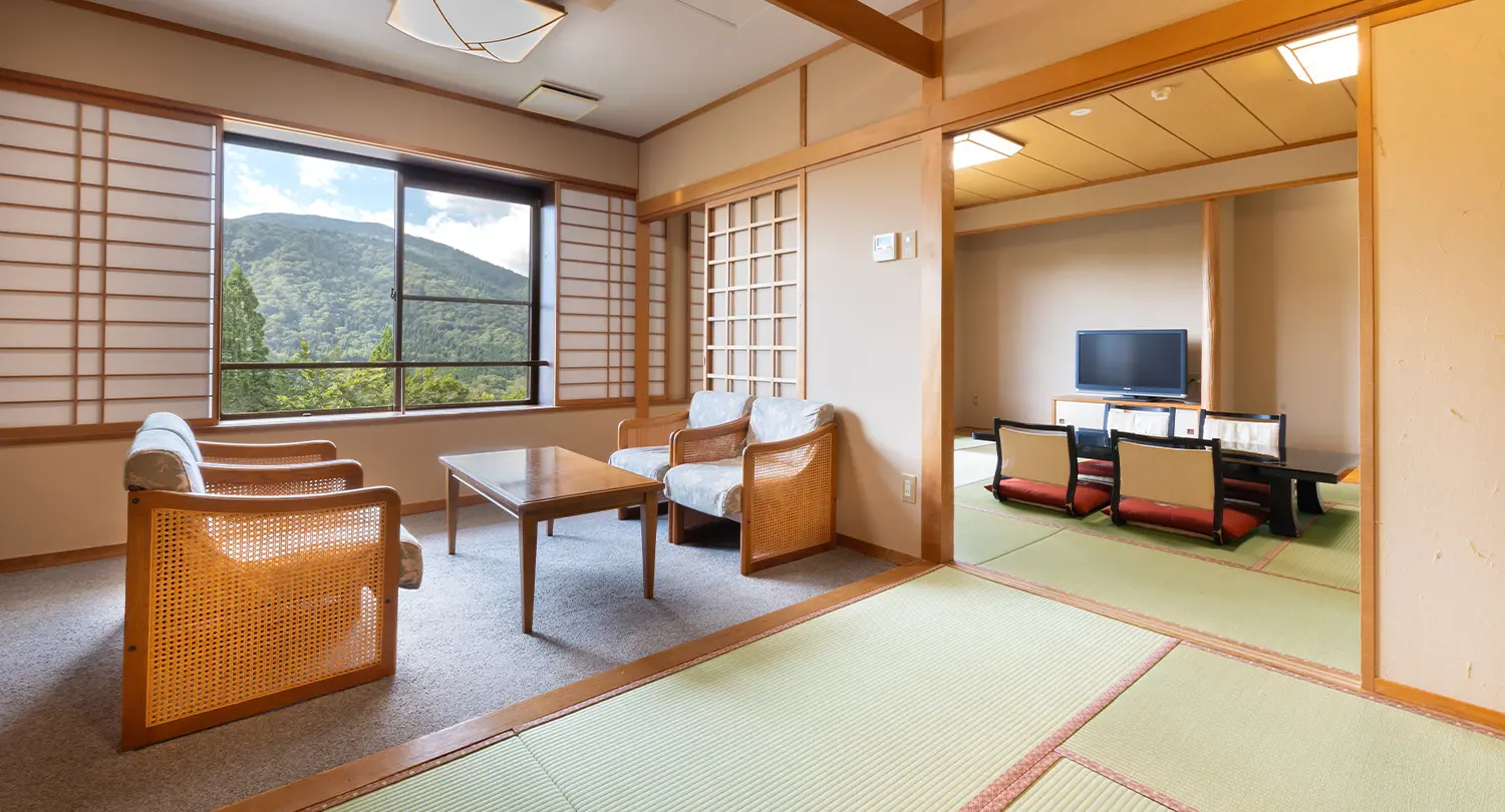 【禁煙】本館 特別室（12+8+3畳）