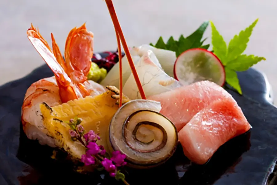 【土地の恵みプラン】1泊2食　地元ならではの旬の食材を楽しむ会席