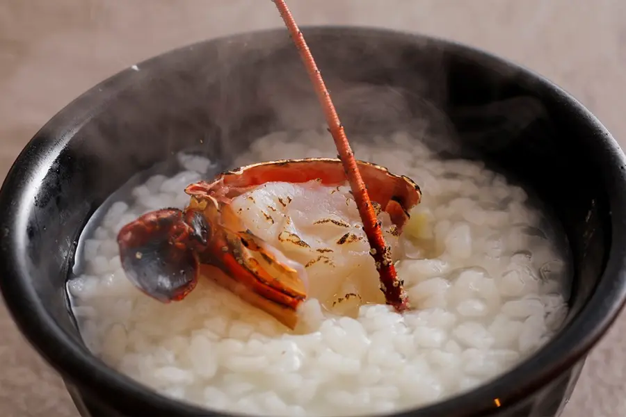 【特別会席】1泊2食付　伊勢海老＆鮑＆松阪牛の饗宴 ３大食材を味わう会席