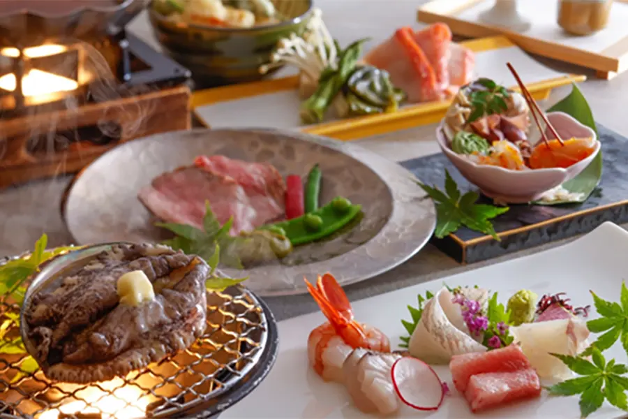 【特別会席】1泊2食付　伊勢海老＆鮑＆松阪牛の饗宴 ３大食材を味わう会席