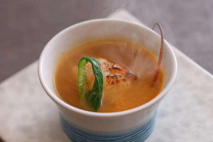 【特別会席】1泊2食付　伊勢海老＆鮑＆松阪牛の饗宴 ３大食材を味わう会席