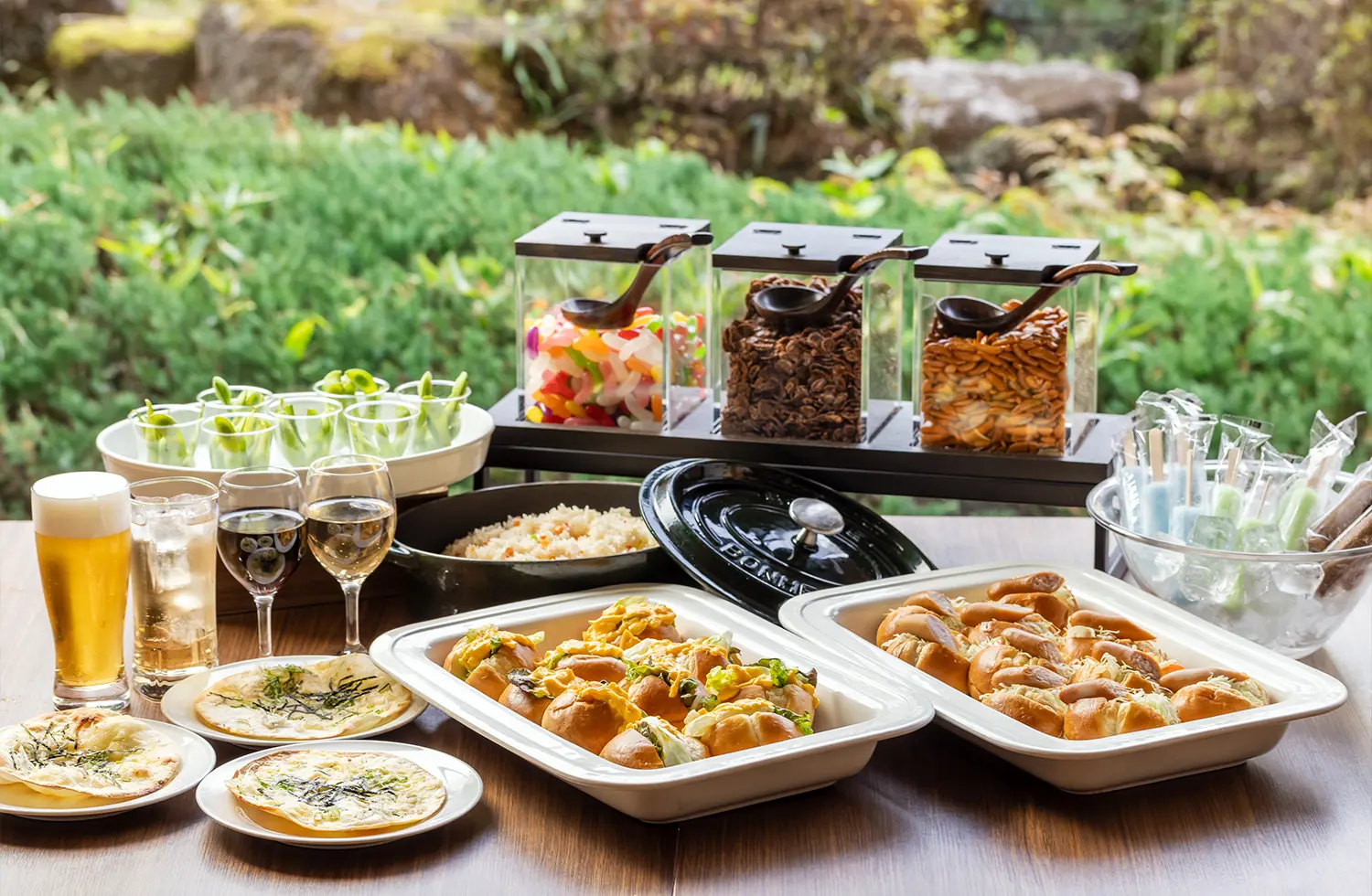 Stay at "Kuidaore Full Enjoyment Hotel" KAMENOI HOTEL TONDABAYASHI for a blissful all-inclusive stay!