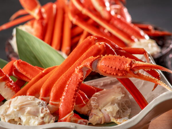 期間限定　本ズワイガニ食べ放題