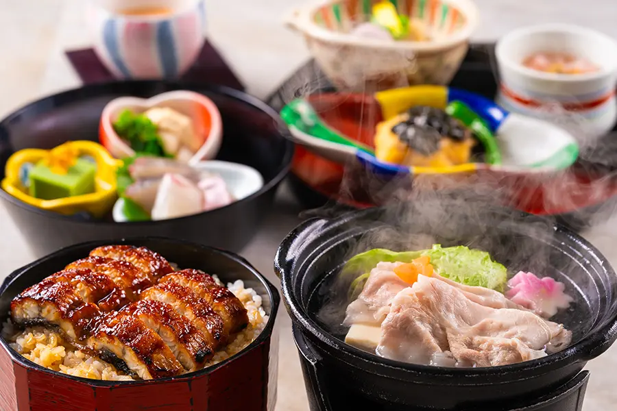 【土地の恵み会席】12月~2月国産鰻のミニセイロ蒸しや柳川ロースなど柳川の魅力を詰めた