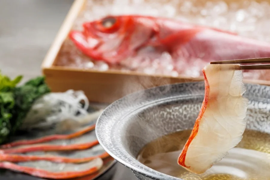 【プレミアム】金目鯛土鍋ご飯が付いた焼津ミナミマグロと特選和牛の極み会席