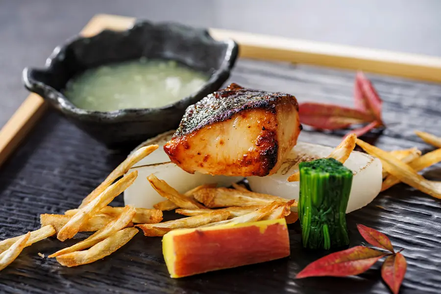 【土地の恵み会席】焼津ミナミマグロの深き味わいに感謝、海の幸を堪能