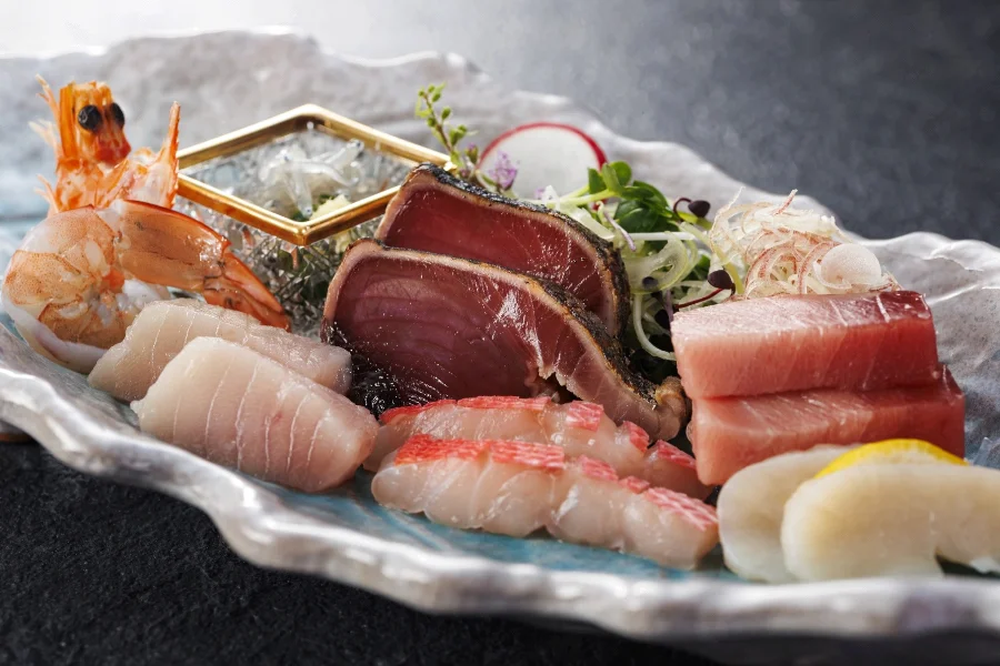 焼津ミナミマグロ豪華七種盛と特選和牛の料理長おすすめ特別会席【2026年6月～8月】