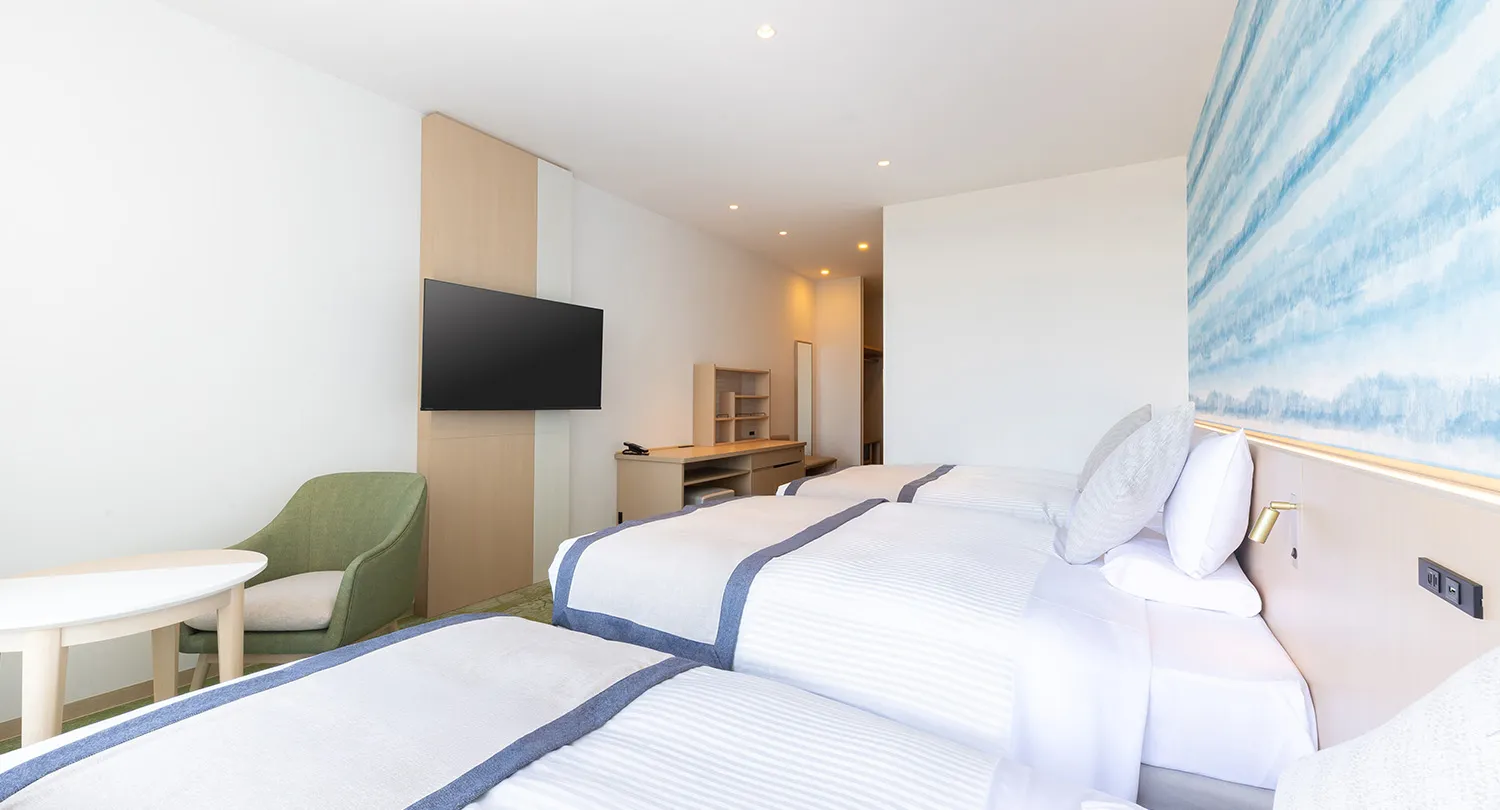 Superior Triple Room (With bath)/ 26 ㎡