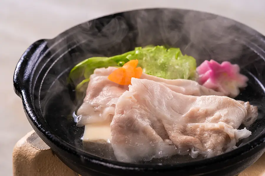 【季節の会席】柳川美豚とレタスのしゃぶしゃぶ