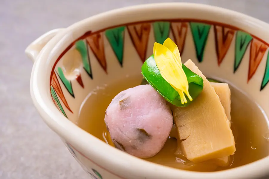 【季節の会席】煮物 桜葉つみれ、筍土佐煮、茄子オランダ煮